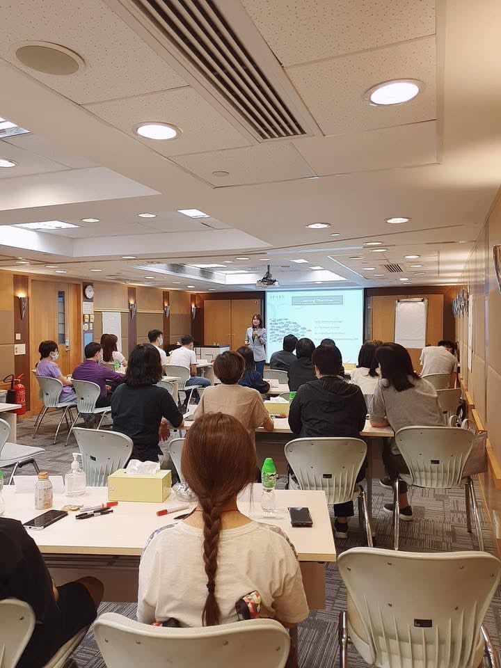 Warm Corporate Training by Spark Image